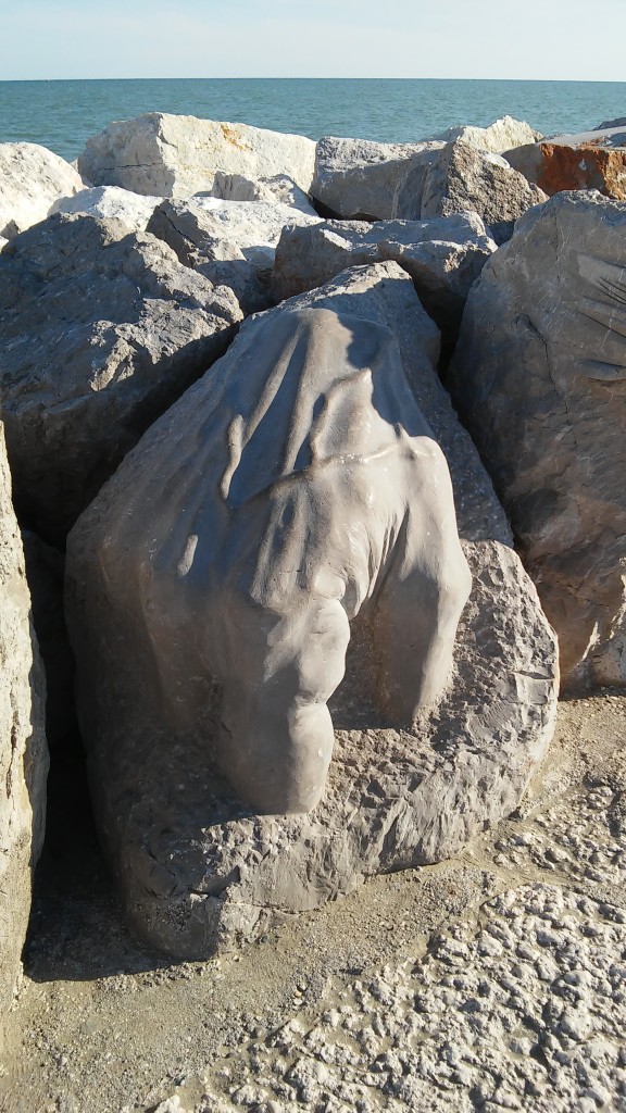 Sculture sul lungomare di Caorle(2)